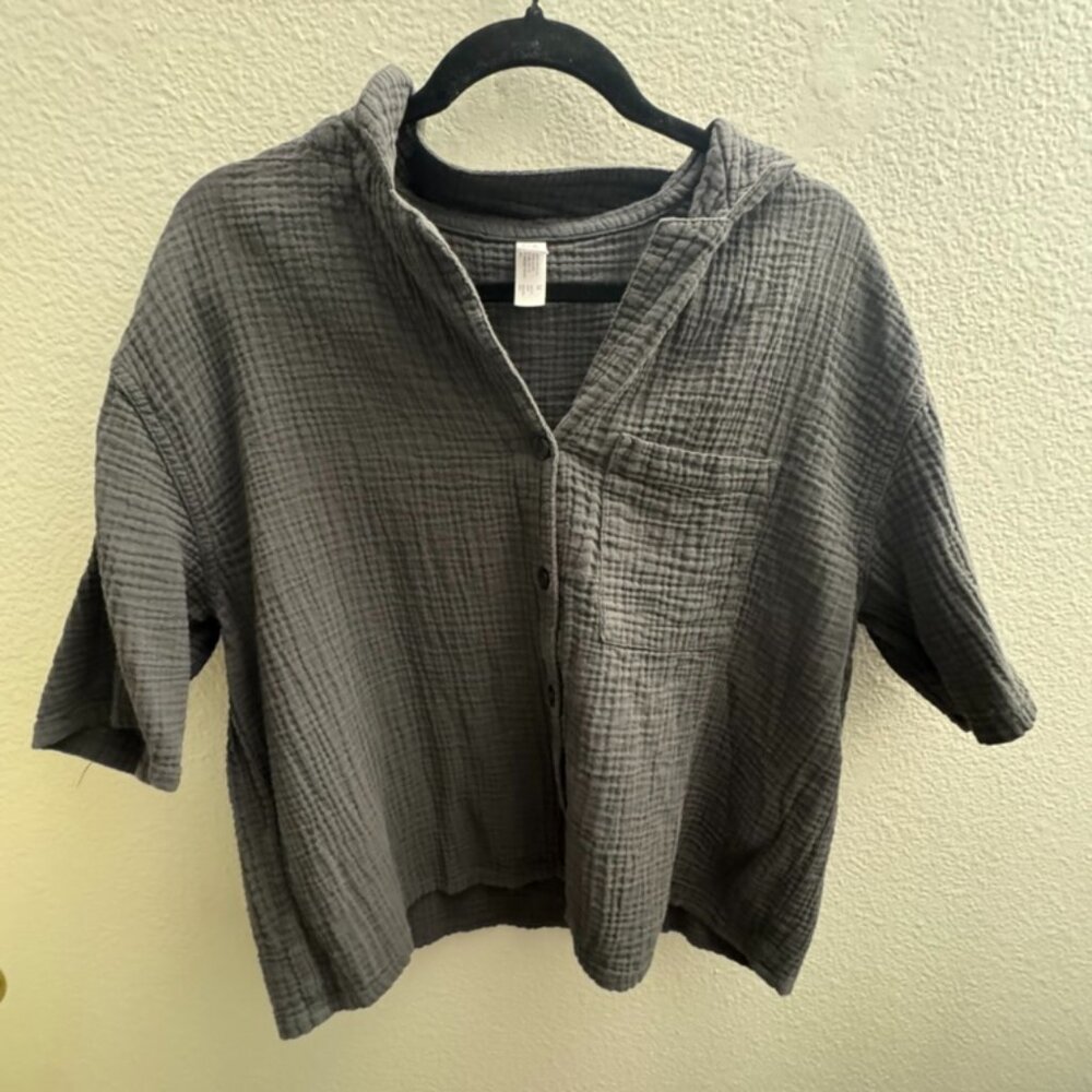 Stars Above Women's Gray Knit Pajama Top Medium